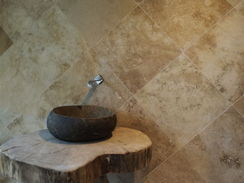 Piatra naturala/pavaj travertin/travertin walnut 45.7X45.7X1.2cm