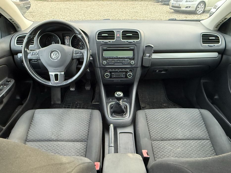 Golf 6 2011 panorama