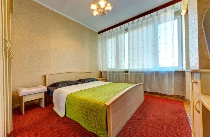 Сарыарка 11-Кенесары,  2ч 2000