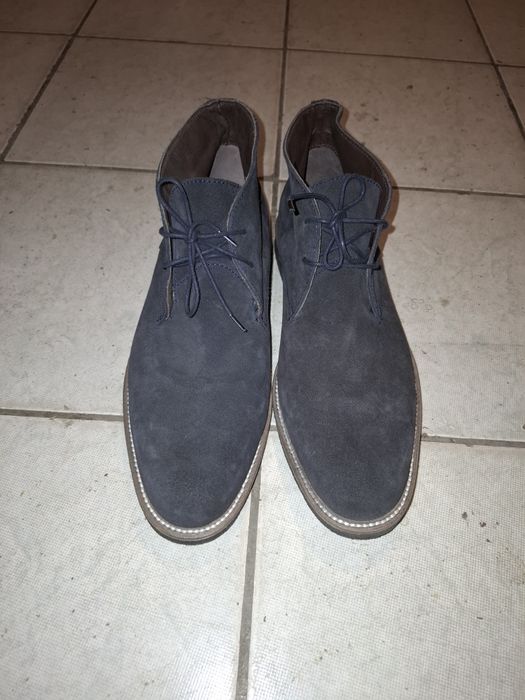 Замшевые ботинки