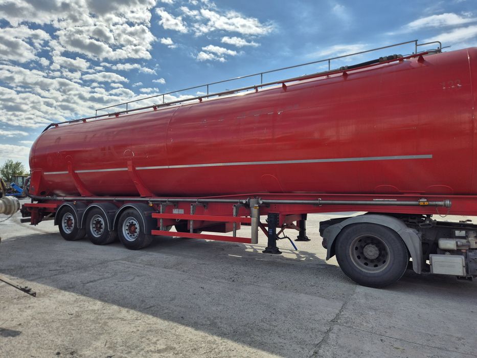Silo/ Cimentruck de vanzare