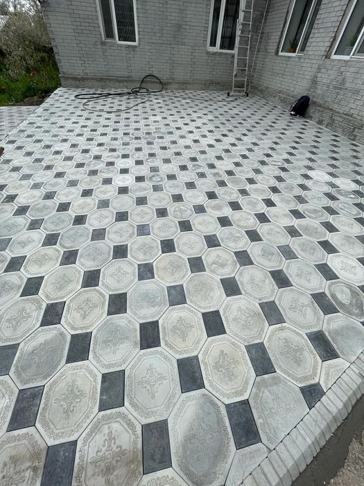 Брусчатка Алматы