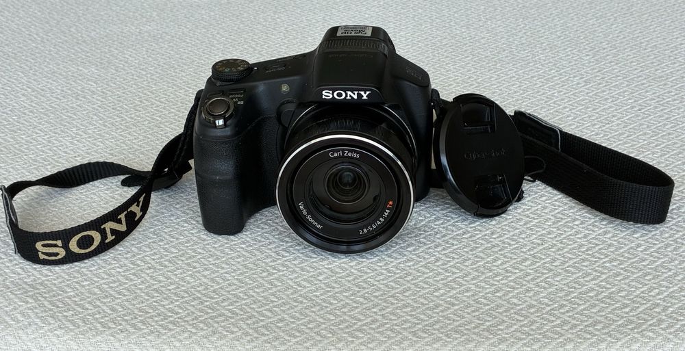 Фотоапарат Sony Cyber-Shot DSC-HX200V 18,2 MP