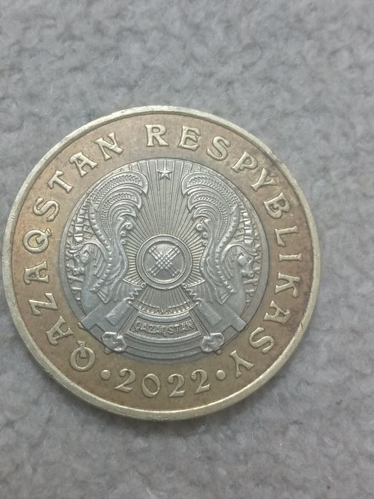 Продам редкую монету 100тенге