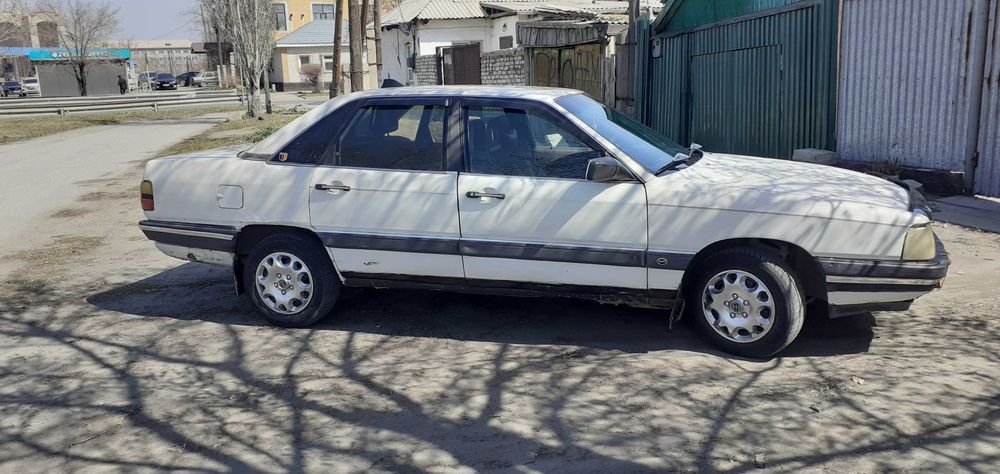 Продам Audi 100 C3