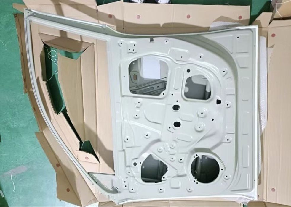 Changan cs55 plus дверь
