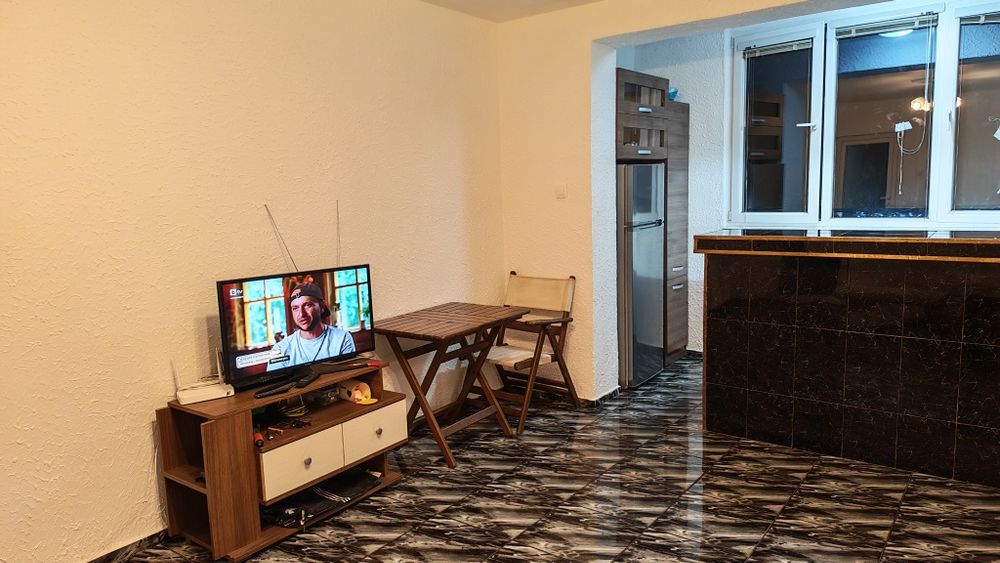 Дава се под наем Тристаен апартамент в Пловдив, Кючук Париж - 72 кв.м за 500 € - Снимка #5