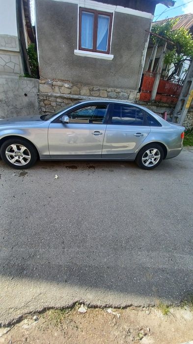 AUDI A4 2011 — imagine 2