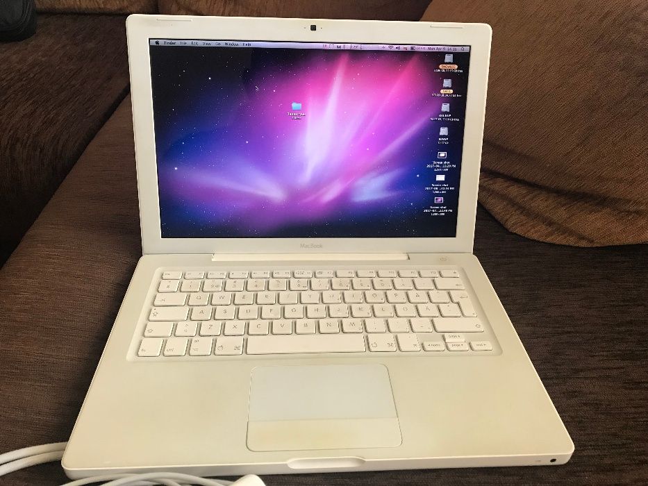 Лаптоп MacBook
