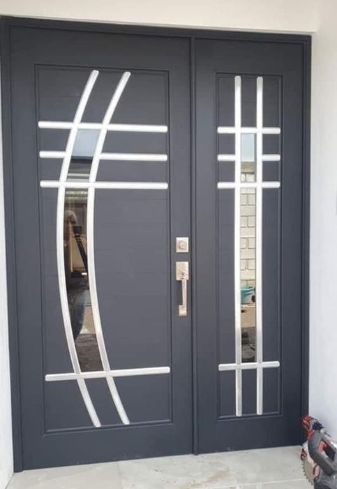 Покраска вороты, навесы, перила