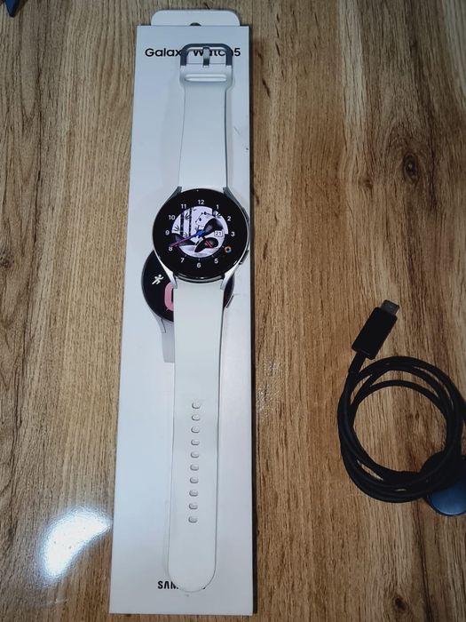 Смарт часы в отличном состоянии