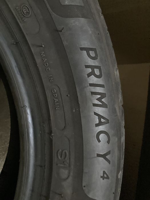 4броя 215/60R17 Michelin Premacy4