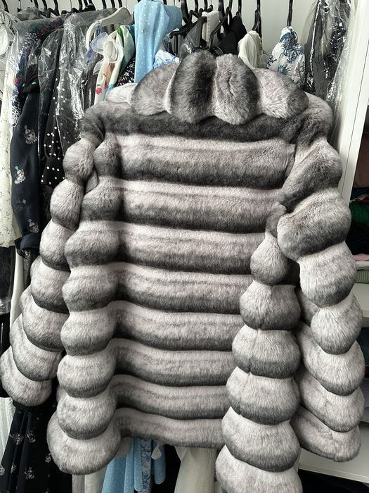 Продам шубку от Tior
