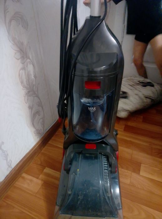 Продам пылесос моющий