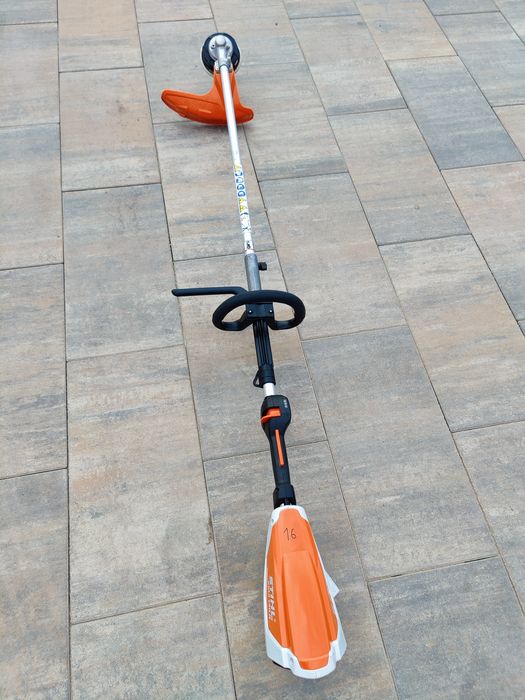 Motocoasă Stihl Kma130 R 16
