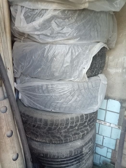 Продам  колеса и запчасти