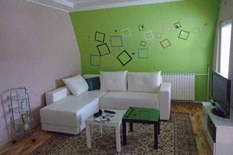 Дава се под наем Четиристаен апартамент в Бургас, Меден рудник - зона А - 95 кв.м за 229.5 € - Снимка #1