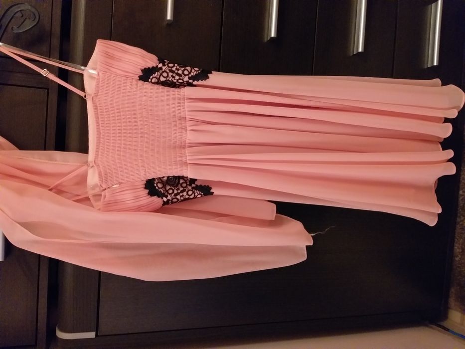 Красива и стилна рокля.