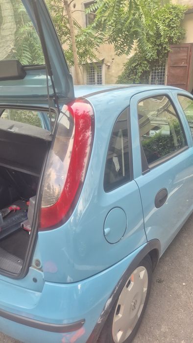 Vind Opel Corsa 1,3 CDTI 2006