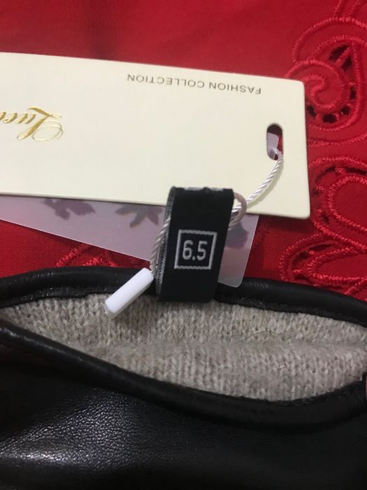 Перчатки кожаные женские новые