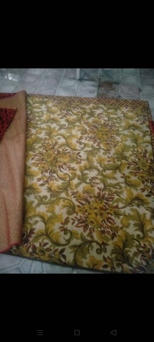 Продается Тапчан, паласы , 2 стола
