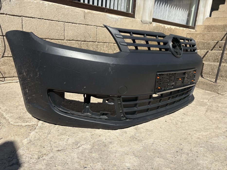 2 броя Предна броня за Кади / VW Caddy 2010 - 2015