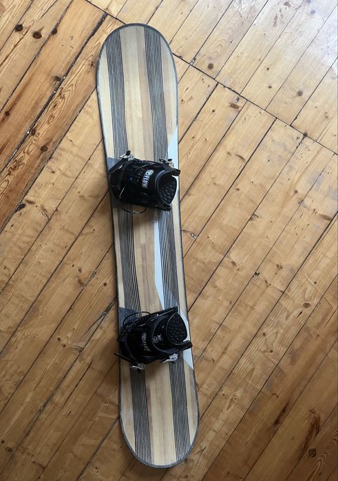 Сноуборд дъска Flow 160cm с автомати Flow