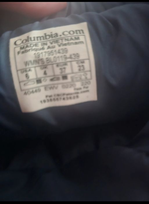 Cizme noi, cu eticheta, mărimea 37.