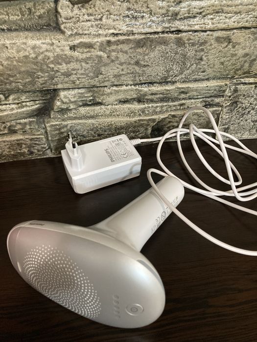 Епилатор Philips Lumea