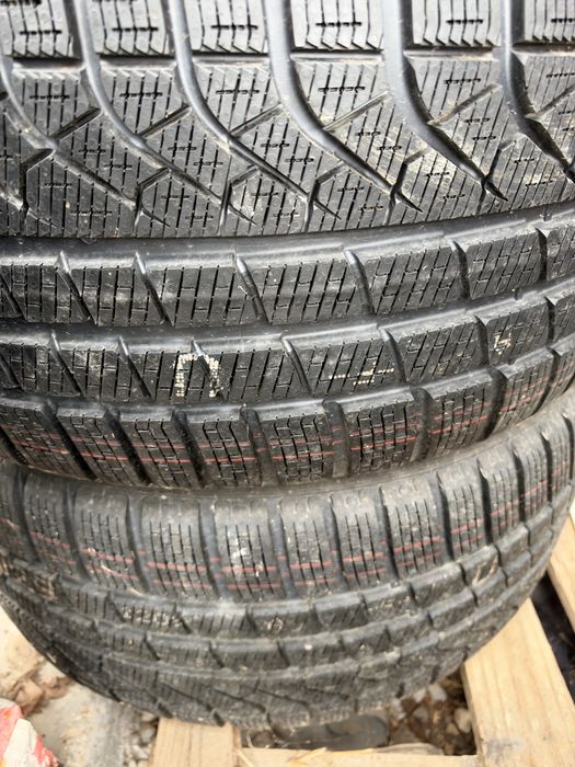 2 бр. НОВИ Pirelli Winter Sottozero 2 265/35 R19 98W XL MO зимни гуми
