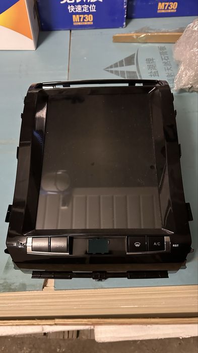 Мультимедиа Android в сборе для Toyota Land Cruiser 200