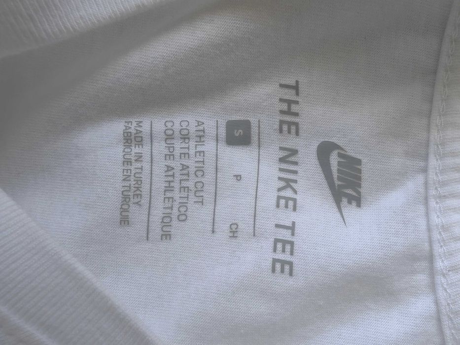 Тениска Nike S-размер