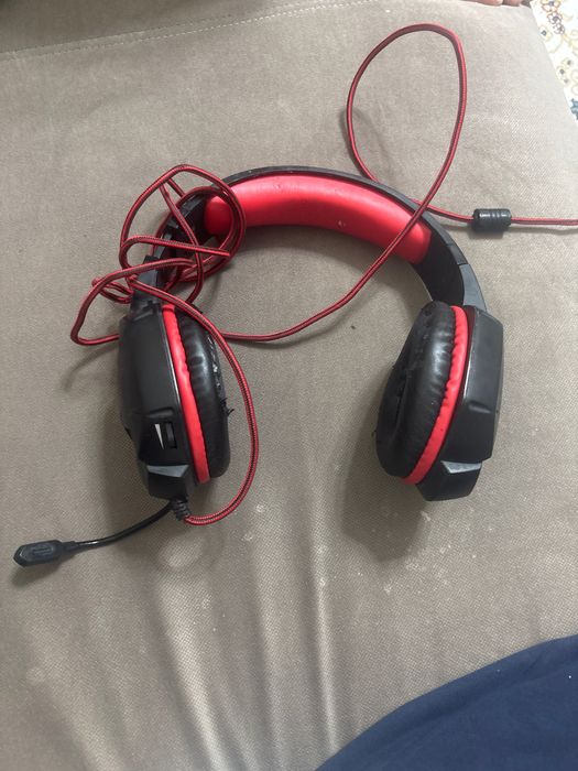 Наушники марки Sven