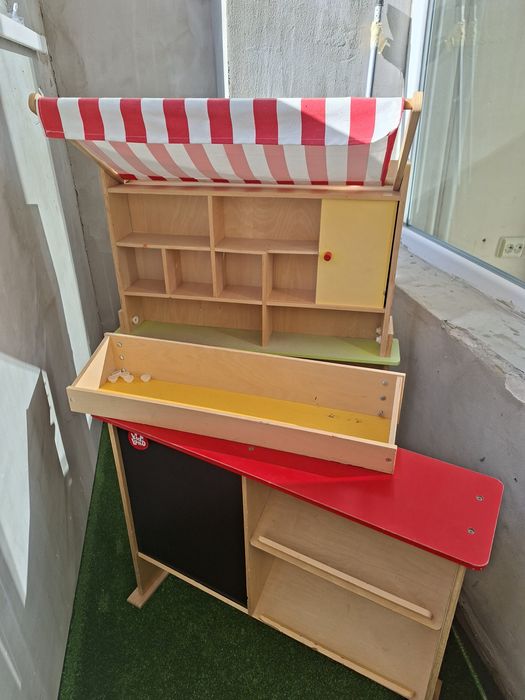 Детски дървен магазин