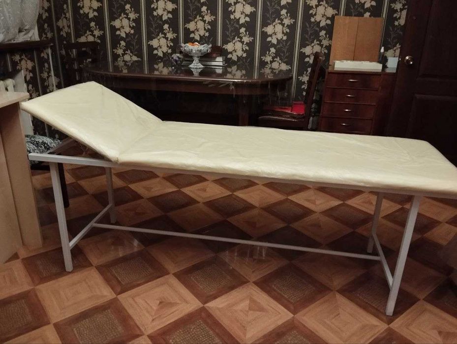 Кушетка для косметологии новая