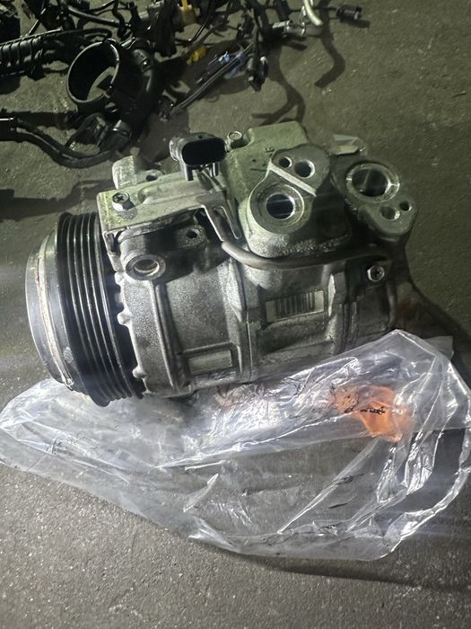 Compresor AC Clima Mercedes GLE w167 Glc w253 E w213 cls w257 c w205 sprinter v class vito 2.0d om654 cod OEM A0008301401