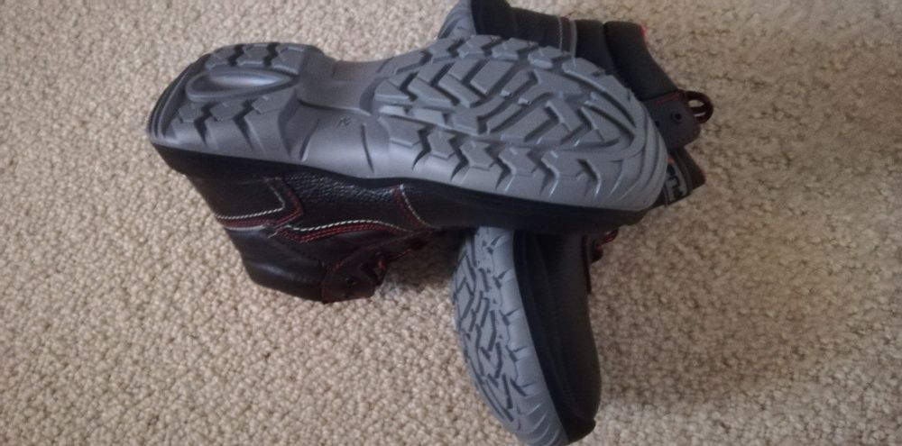 Зимни обувки, непромокаеми