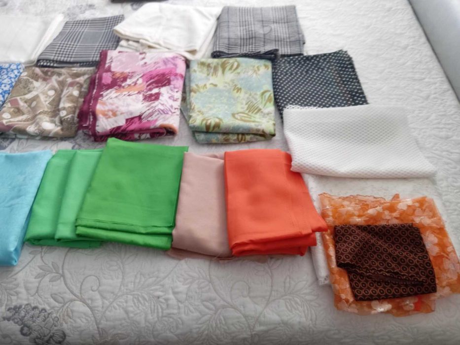 Куки за плетене, шевни макари и платове