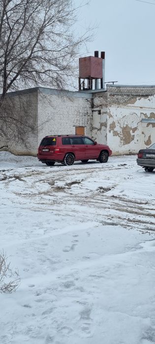 Продам таета хайландер