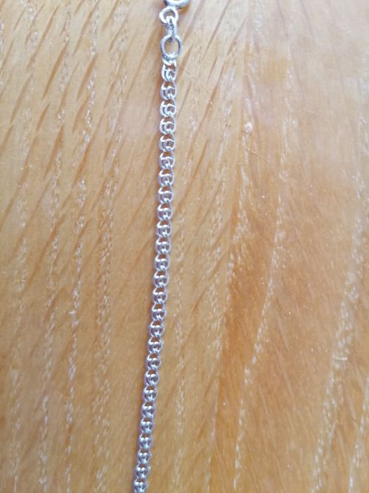 Сребърна гривничка с дебела плетка