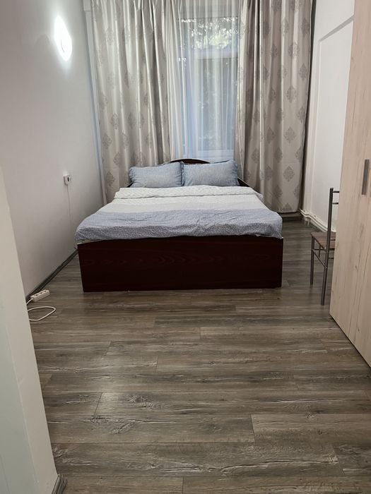 Garsoniera oferita spre inchiriere.Ma gasiti pe whatsapp