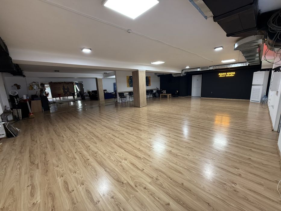 Зала за събития и тренировки