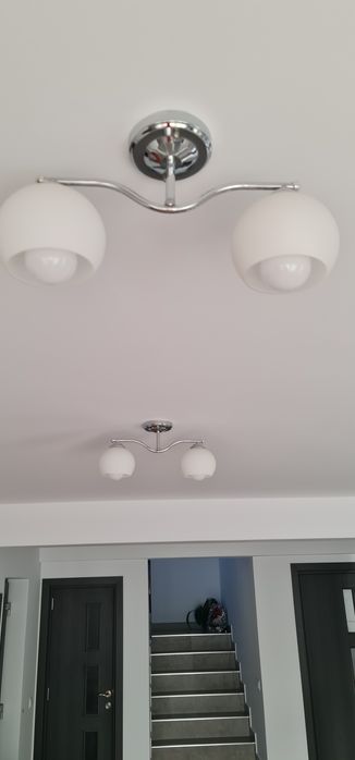 Aplică plafoniera tavan