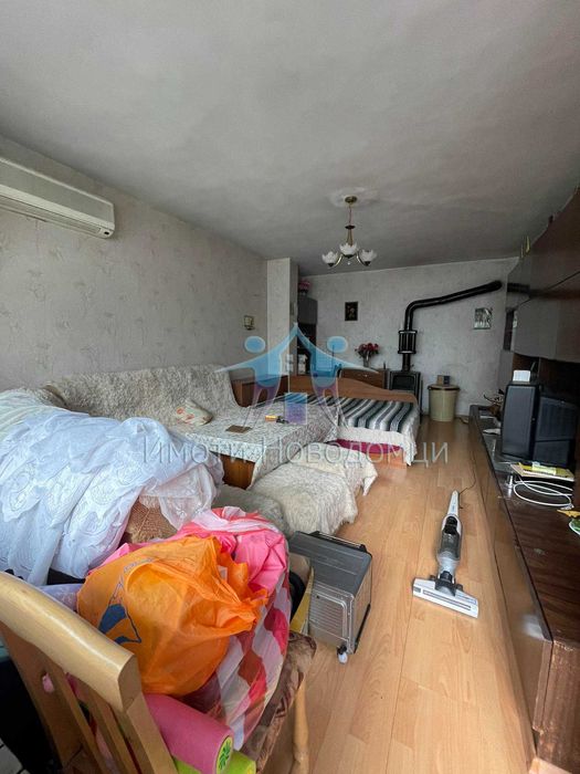 Продава се Двустаен апартамент в Шумен, Пазара - 70 кв.м за 1130 €/кв.м - Снимка #1