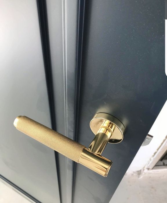 Montaj mobilă, parchet, uși și ferestre