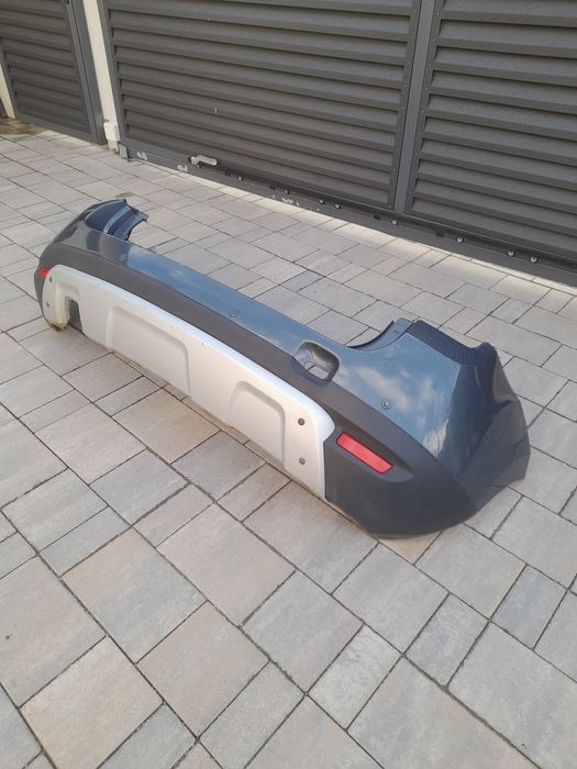 Bara Spoiler Fusta Spate Completa Dacia Duster