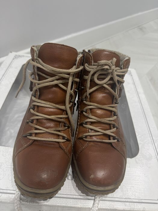 Ботинки в отличном состояний