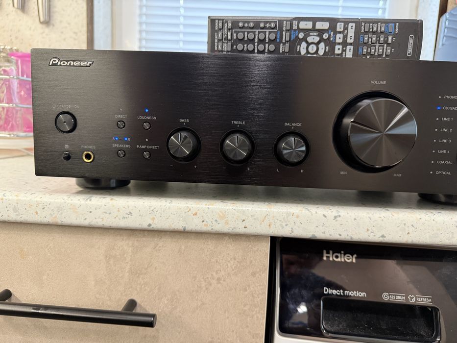 Pioneer A-40AE Стерео усилвател DAC