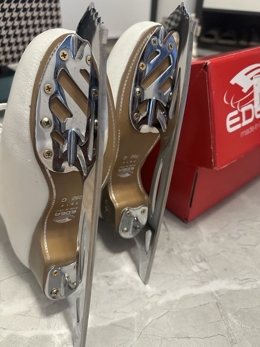 Продам коньки Edea Chorus (белые) профессиональный