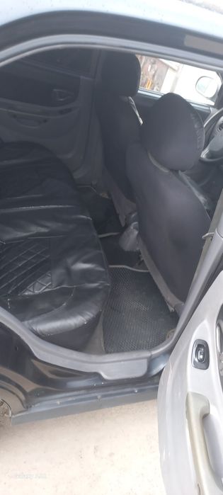 Машина Hyundai accent